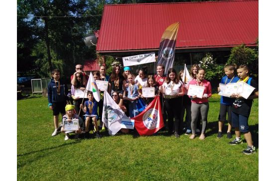 Tabăra “ Pe cărări de munte ediția a-VI-a ” - organizată la Râșnov, Cheile Râșnoavei,  în colaborare cu Pensiunea Casa Mistreților